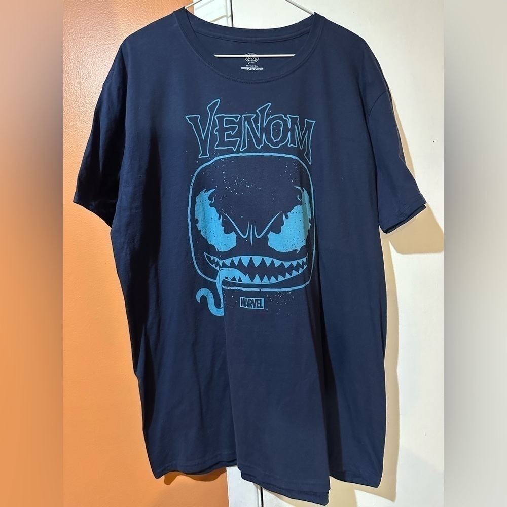 Marvel Venom Navy Tee Men’s XL